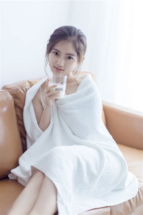 数字创作新时代：如何借助平台实现艺术与商业的完美结合